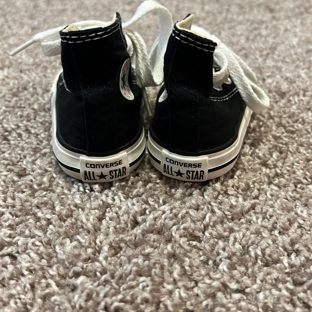 Baby/Toddler Converse - Picture 2 of 5